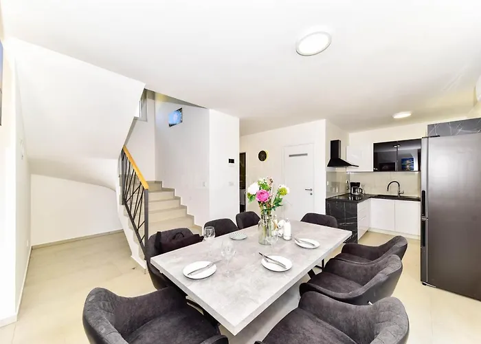 Villa Adriatic Sunrise *