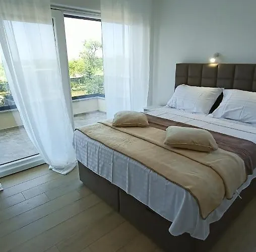 Adriatic Sunrise シベニク